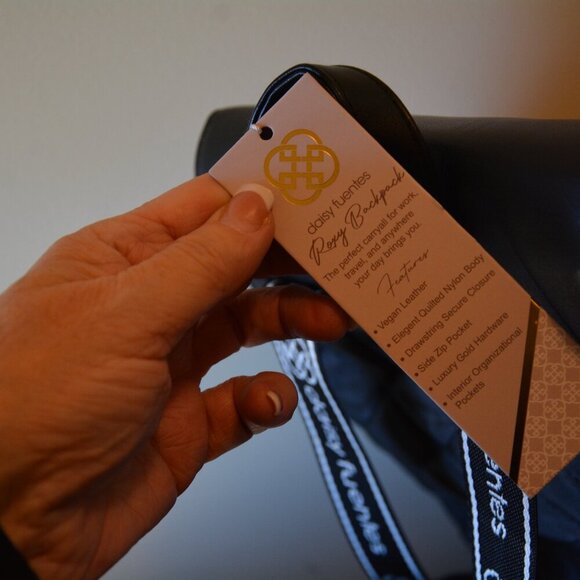 Daisy Fuentes Women Quilted Nylon Backpack Black NWT - Picture 13 of 14